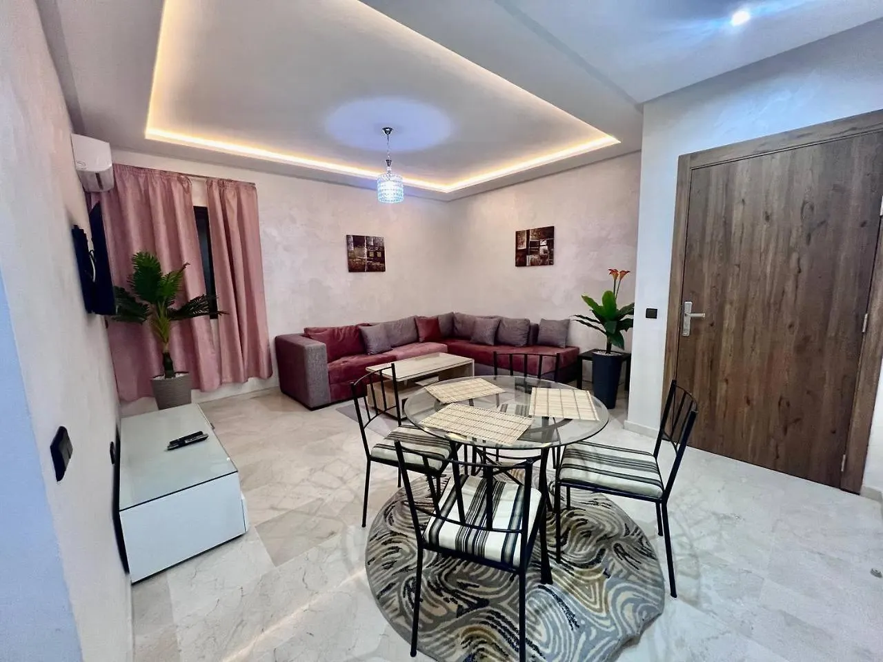 Luxury Apartment With Swiming Pool In The Center Of Gueliz Marrakech Marrakesh